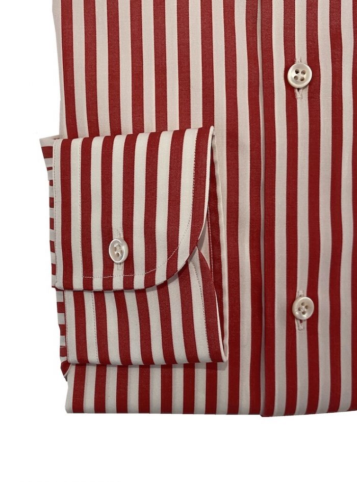 Our RIVIERA DI CHIAIA red striped poplin 100% cotton shirt.