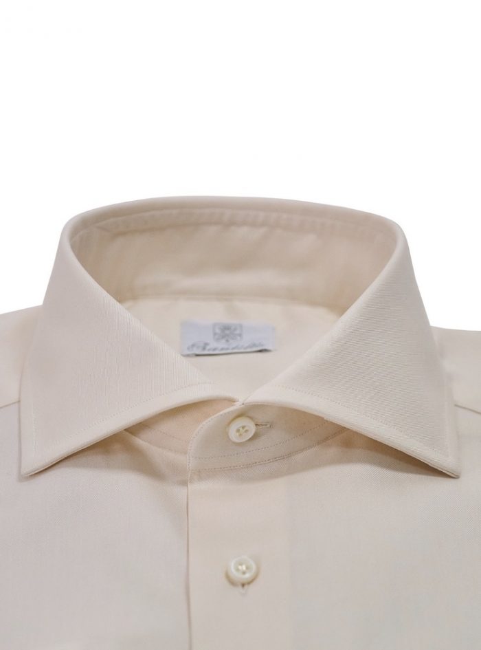 Our CAROTENUTO ivory twill 100% cotton shirt.